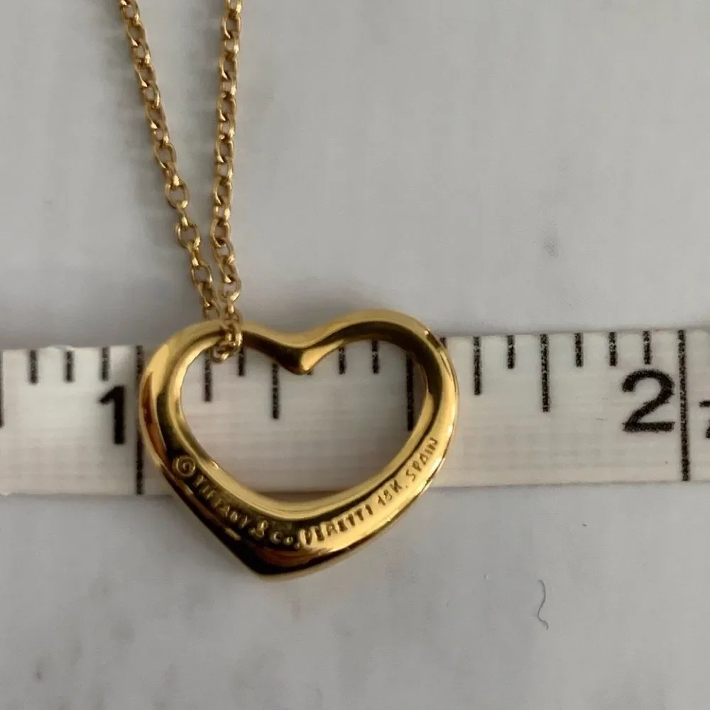 Tiffany and Co. Pendant Necklace Open Heart Peretti 18k Yellow Gold